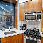 2Br Apartmentchina Town
